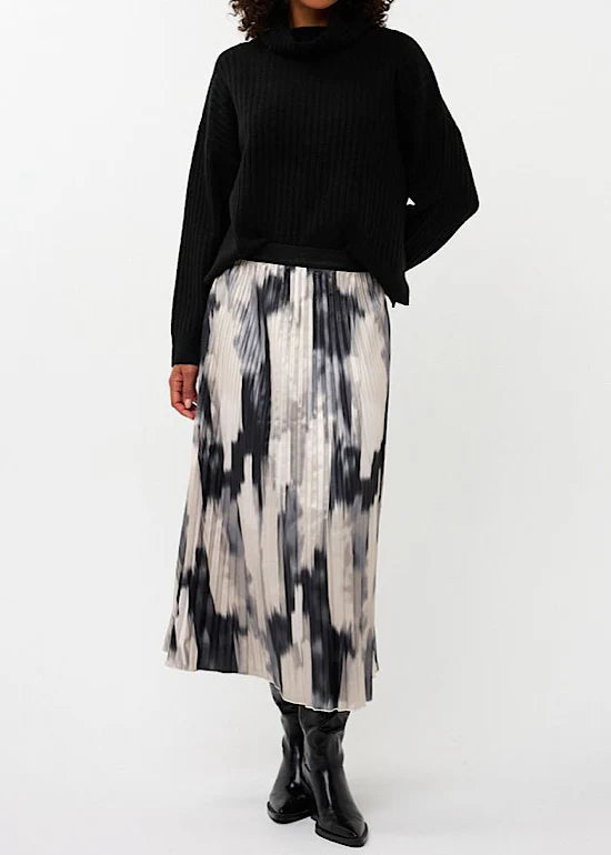 Esqualo Black Plisse Printed Skirt